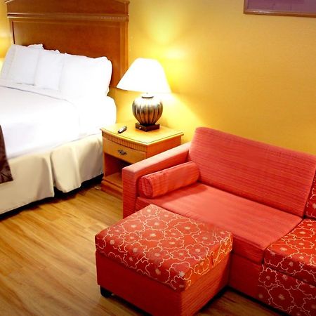 Americas Best Value Inn San Antonio - At&T Center/Fort Sam Houston Екстериор снимка