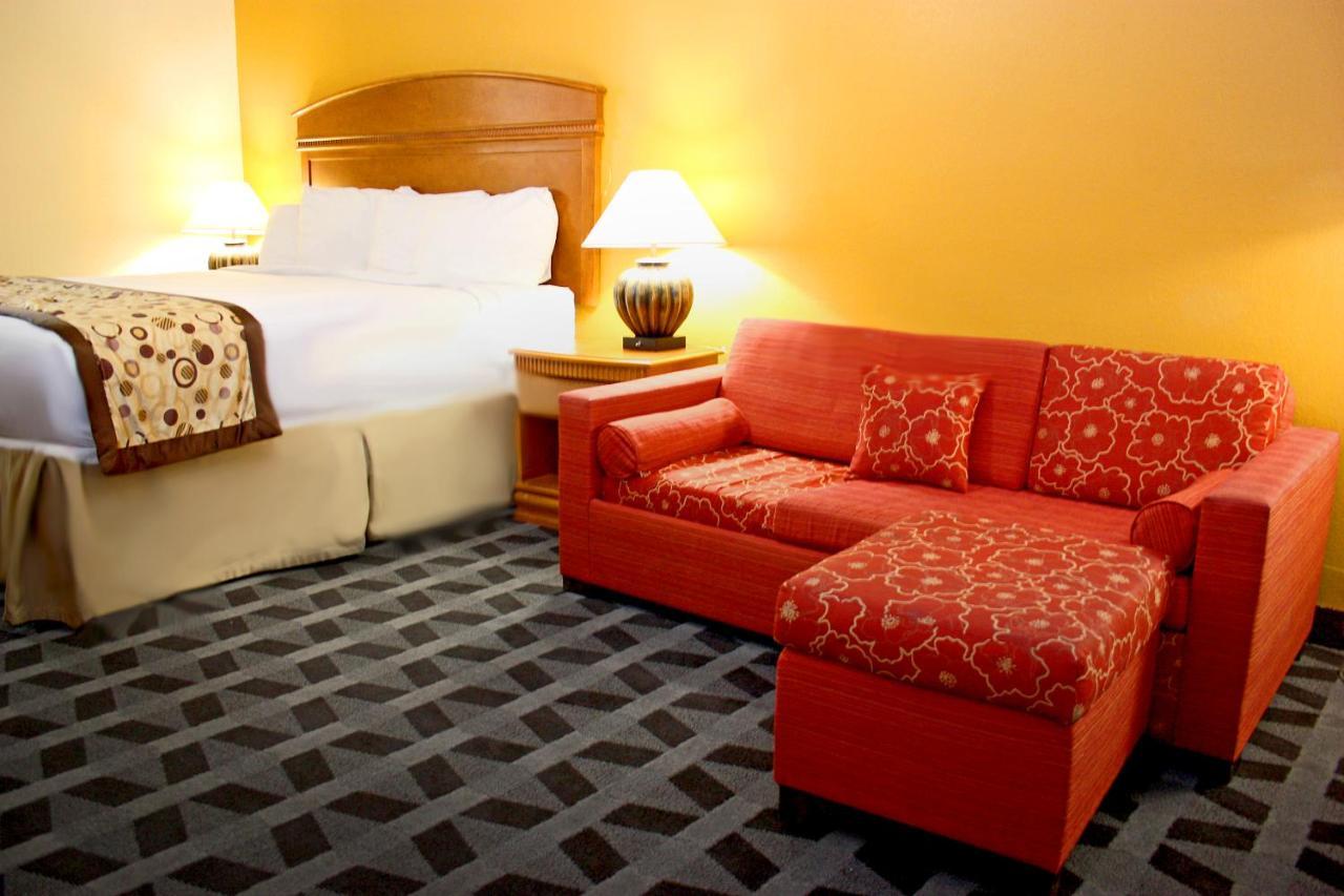 Americas Best Value Inn San Antonio - At&T Center/Fort Sam Houston Екстериор снимка
