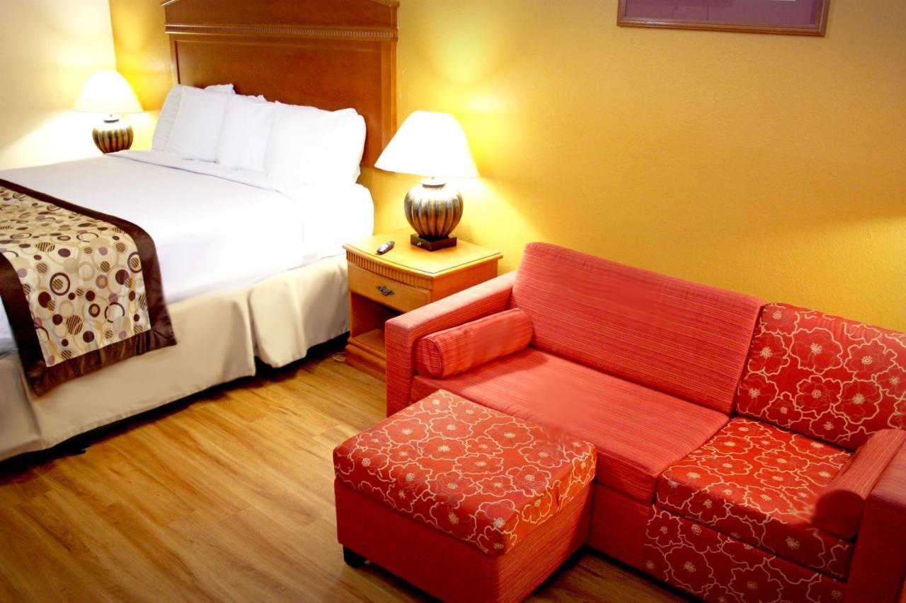 Americas Best Value Inn San Antonio - At&T Center/Fort Sam Houston Екстериор снимка